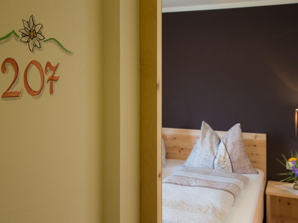 Naturhotel Edelweiss Теренто Экстерьер фото